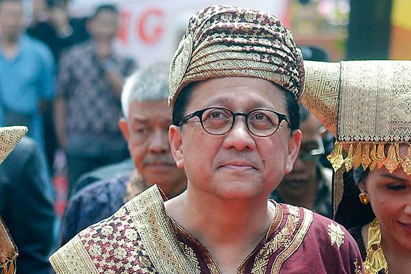 Minangkabau Itu Adalah Elang, Maka Terbang Tinggilah!