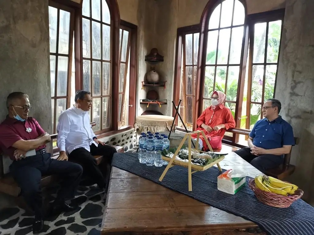 Dirjen Informasi dan Diplomasi Publik Kemenlu Kunjungi Sekretariat PKM
