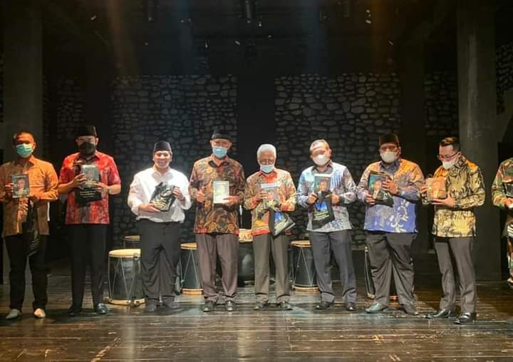 Peluncuran Buku Biografi H Arnis Saleh